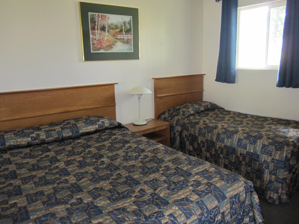 Clearwater Valley Resort Room photo