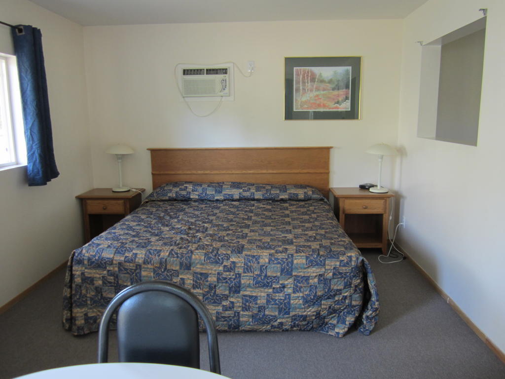 Clearwater Valley Resort Room photo